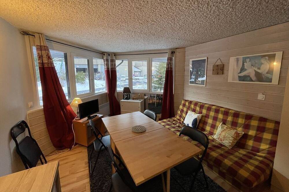 Appartement entier, Studio 4 personnes \"Les sagnes\" centre station in Le Lioran, Laveissière