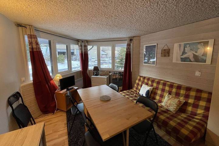 Apartamento entero, Studio 4 persons \"Les sagnes\" resort center in Le Lioran, Laveissière