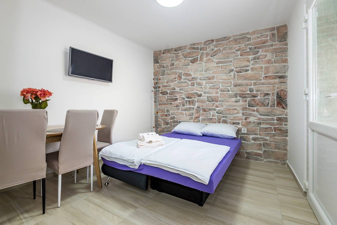 Ganze Wohnung, 1-Zimmer-Ferienwohnung mit Terrasse Sibenik A-21075-b in Sibenik, Šibenik-Knin