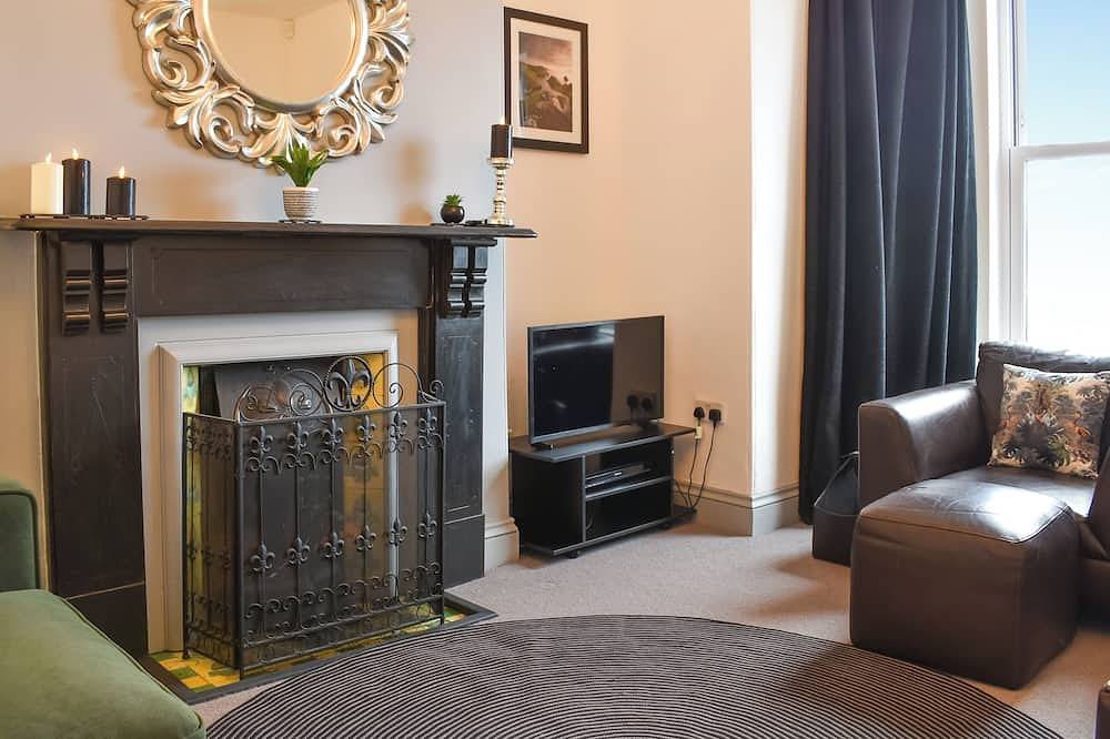 3 bedroom accommodation in Tintagel in Tintagel, Pentire Point - Widemouth