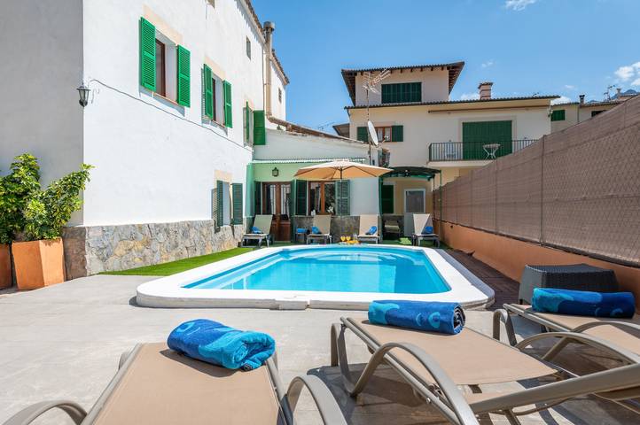 Ferienhaus für 10 Personen, mit Garten in Sóller