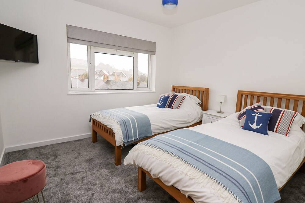 Ty Melyn, family friendly, country holiday cottage in Aberystwyth in Aberystwyth, Cardigan Bay