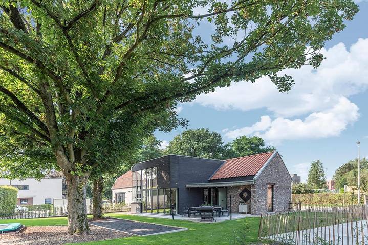 Vakantiehuis voor 9 personen, met Terras en Tuin in Peer