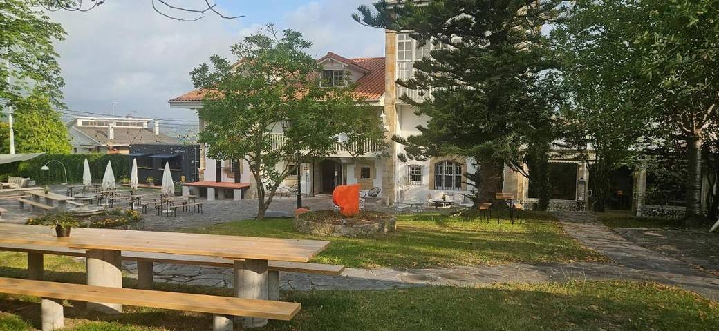 Casa rural para 4 personas, con terraza y jardín, Se admiten mascotas en Arnuero