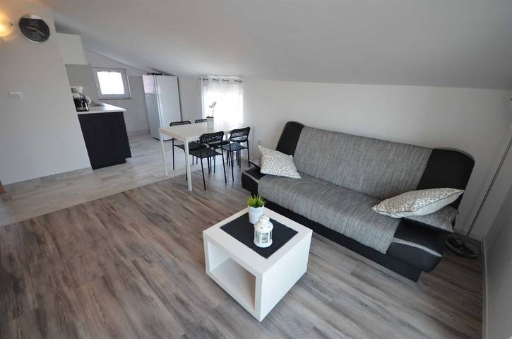 Apartamento entero, Apartment with sea view | for 2-4 persons | 200 m from beach in Vir