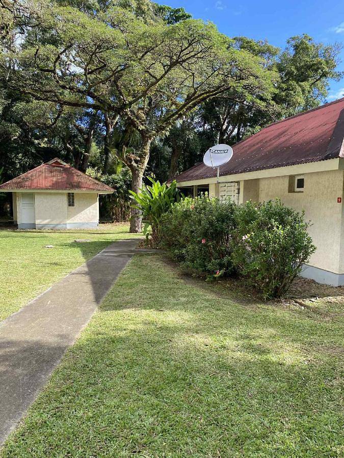 Gîte pour 4 personnes, avec vue et jardin à Sarraméa - 3