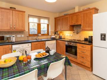 Bungalow for 6 People in Aviemore, Cairngorms National Park, Photo 2