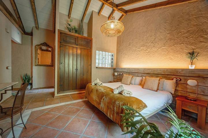 Eco-Finca Cueva del Gato, ideal für Familien mit Haustieren, umgeben von Natur. in Benaoján, Serranía de Ronda
