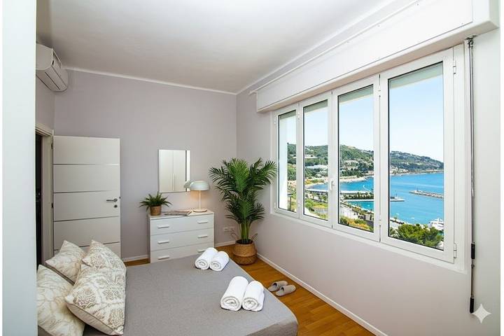 Ferienwohnung für 4 Personen, mit Balkon in San Lorenzo al Mare
