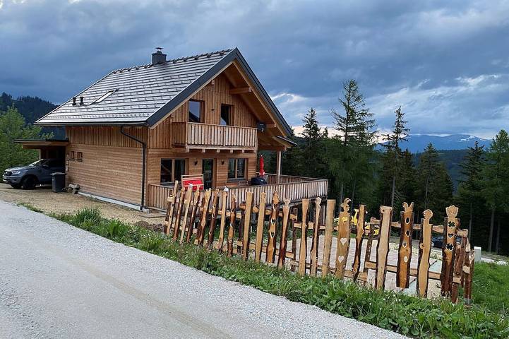 Ferienhaus für 8 Personen, mit Balkon und Garten sowie Sauna