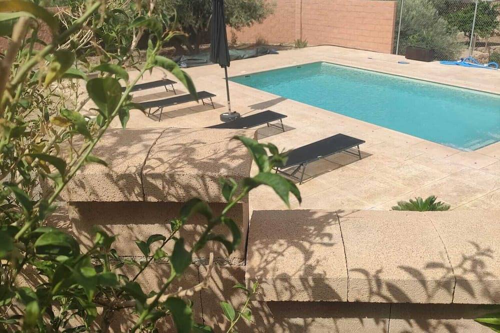 Las Torcas Farmhouse in Vélez de Benaudalla, Costa Tropical