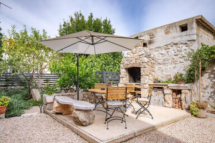Ferienhaus für 6 Personen, mit Terrasse in Punat