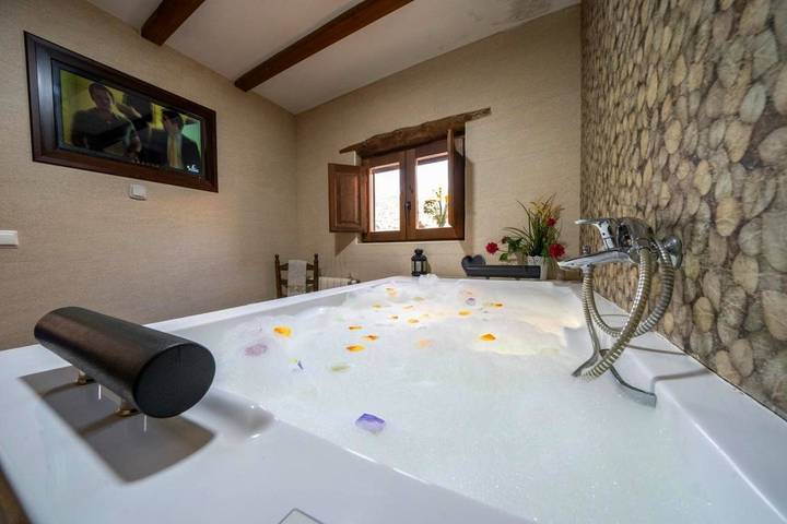 Casa rural para 4 personas, con piscina además de vistas y jardín, Se admiten mascotas en Provincia de Almería - 3