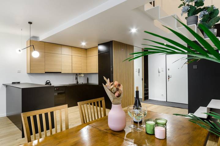 Cały apartament, Apartament wakacyjny dla 7 osób z ogród in Łódź, Województwo łódzkie