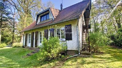Gîte pour 6 personnes, avec jardin dans Bois de Cise