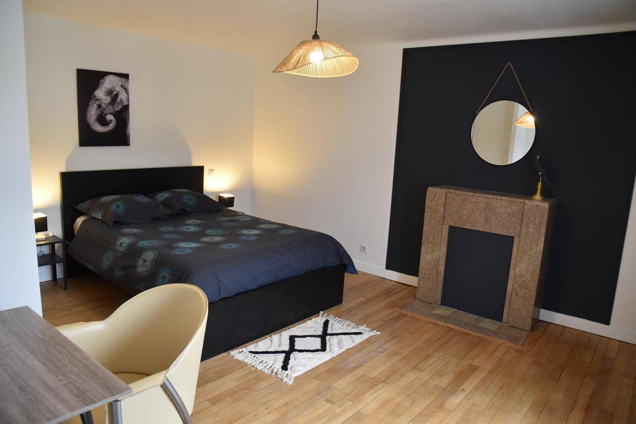 Appartement entier, Three-Bedroom Apartment in Saint-Martin la Rivière, Valdivienne