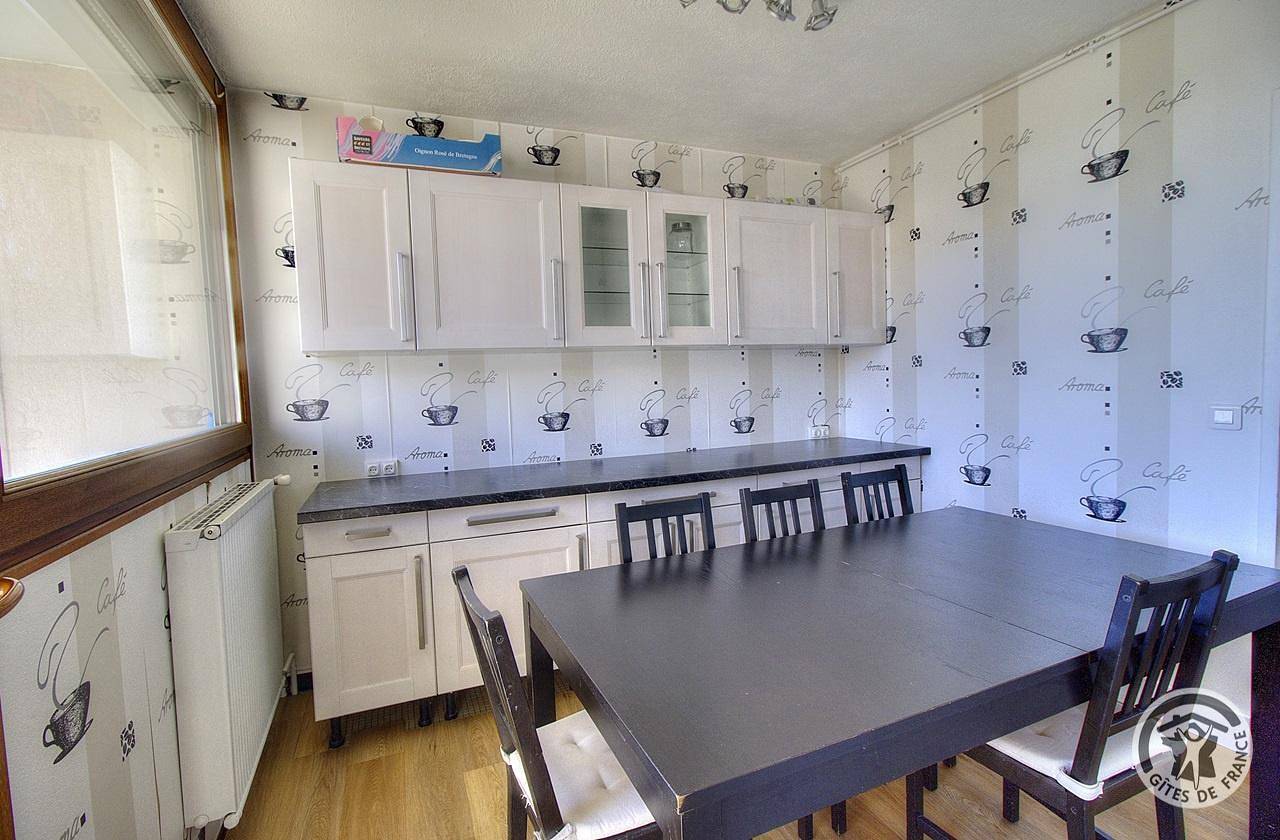 Résidence du Parc de Lyon Est in Saint-Priest, Lyon et ses environs