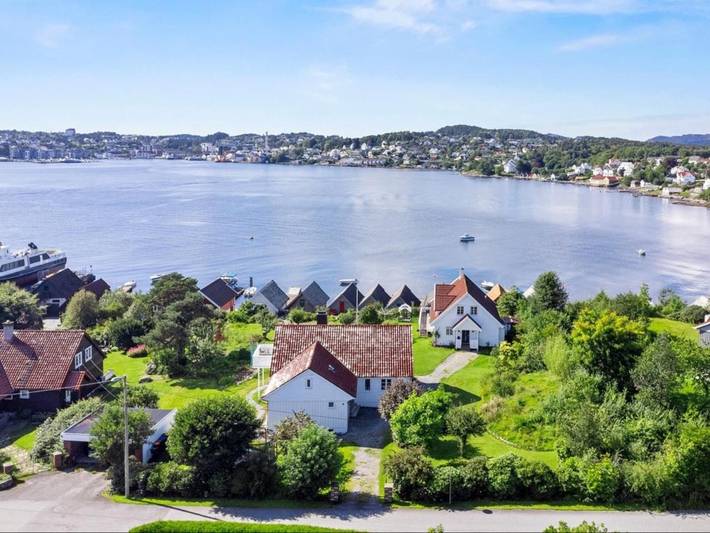 Ferienhaus für 7 Personen, mit Terrasse und Ausblick sowie Garten in Stord