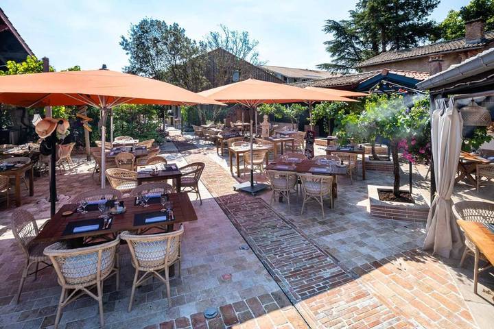 Hôtel pour 2 personnes, avec Terrasse et Piscine à Le Barp