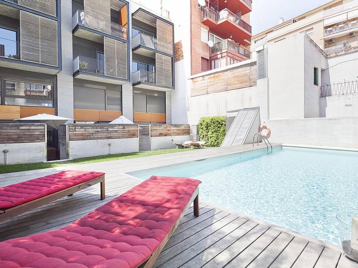 Appartement de vacances entier, Magnifique duplex avec grande terrasse, jardin et piscine in Sarrià-Sant Gervasi, Barcelone