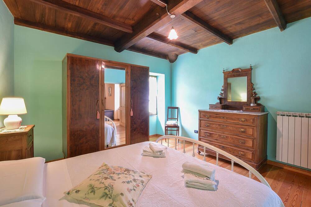 Appartamento intero, 2 bedroom stunning apartment in Comuneglia in Toceto, Varese Ligure