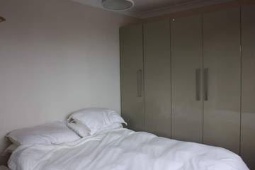 Holiday Home for 8 People in Cardiff, Cardiff region, Photo 3