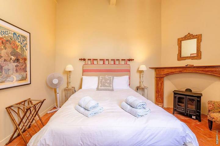 Location de vacances pour 14 personnes, avec jardin et balcon, animaux acceptés à Lisle-sur-Tarn - 4
