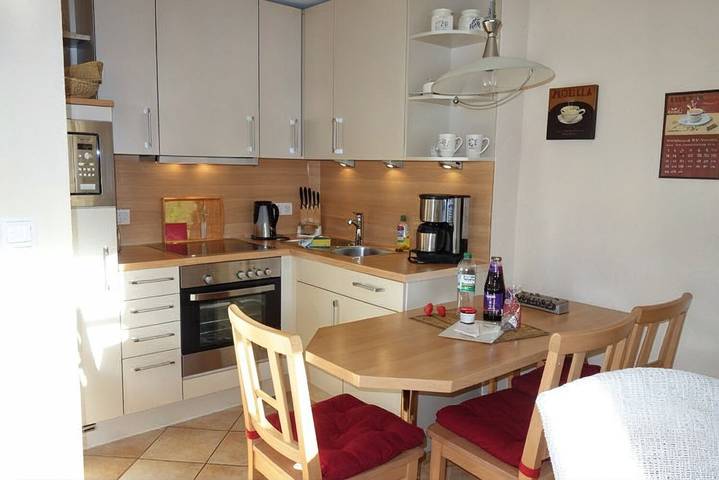 Ganze Wohnung, Ferienwohnung Schatzinsel Whg. 1 auf Föhr – Terrasse & Hund willkommen in Nordfriesische Inseln (Schleswig-Holstein) (Schleswig-Holstein), Wyk auf Föhr