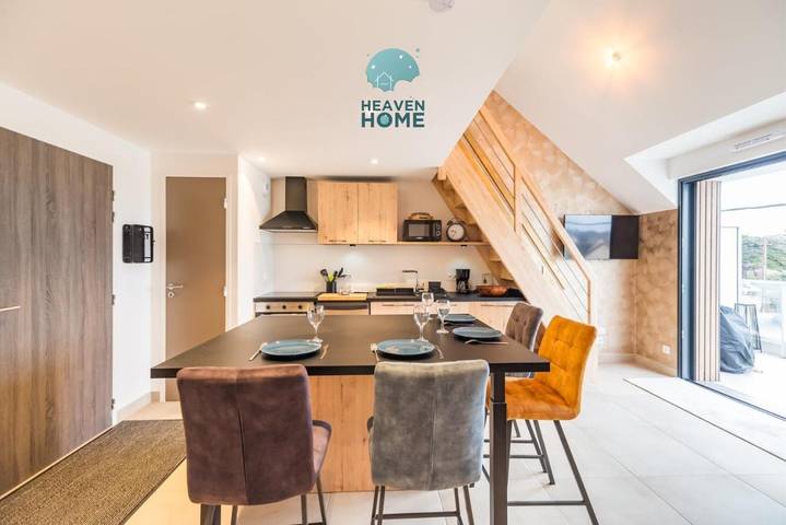Gîte pour 4 personnes, avec balcon dans Plage Saint-Guirec