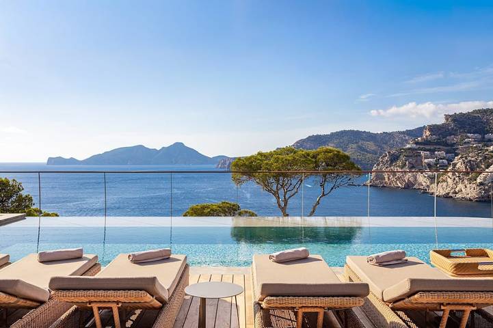 Villa pour 12 personnes, avec sauna et jardin ainsi que jacuzzi et piscine à Port d'Andratx