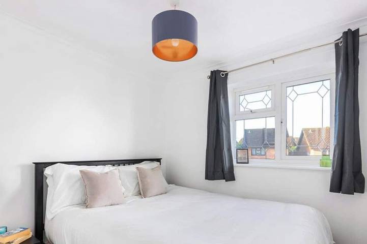 Apartamento entero, Guildford - Two Bed House in Guildford, Surrey