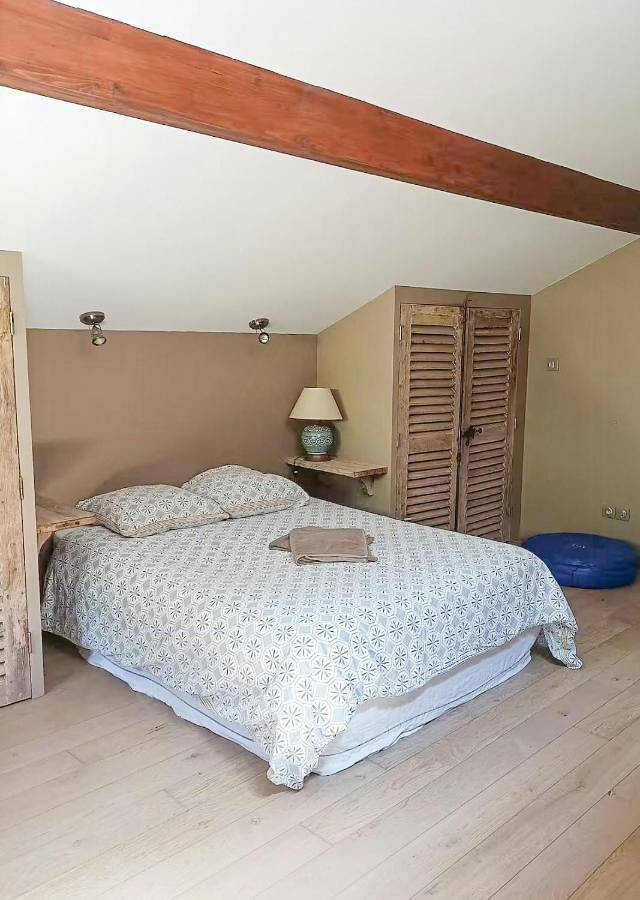 Location de vacances pour 7 personnes, avec jardin ainsi que terrasse et piscine à Régnié-Durette - 3