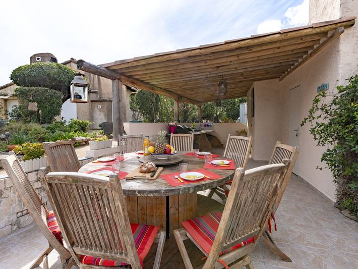 Location de vacances pour 6 personnes, avec jardin et terrasse dans Plage De L Ovu Santu - 3