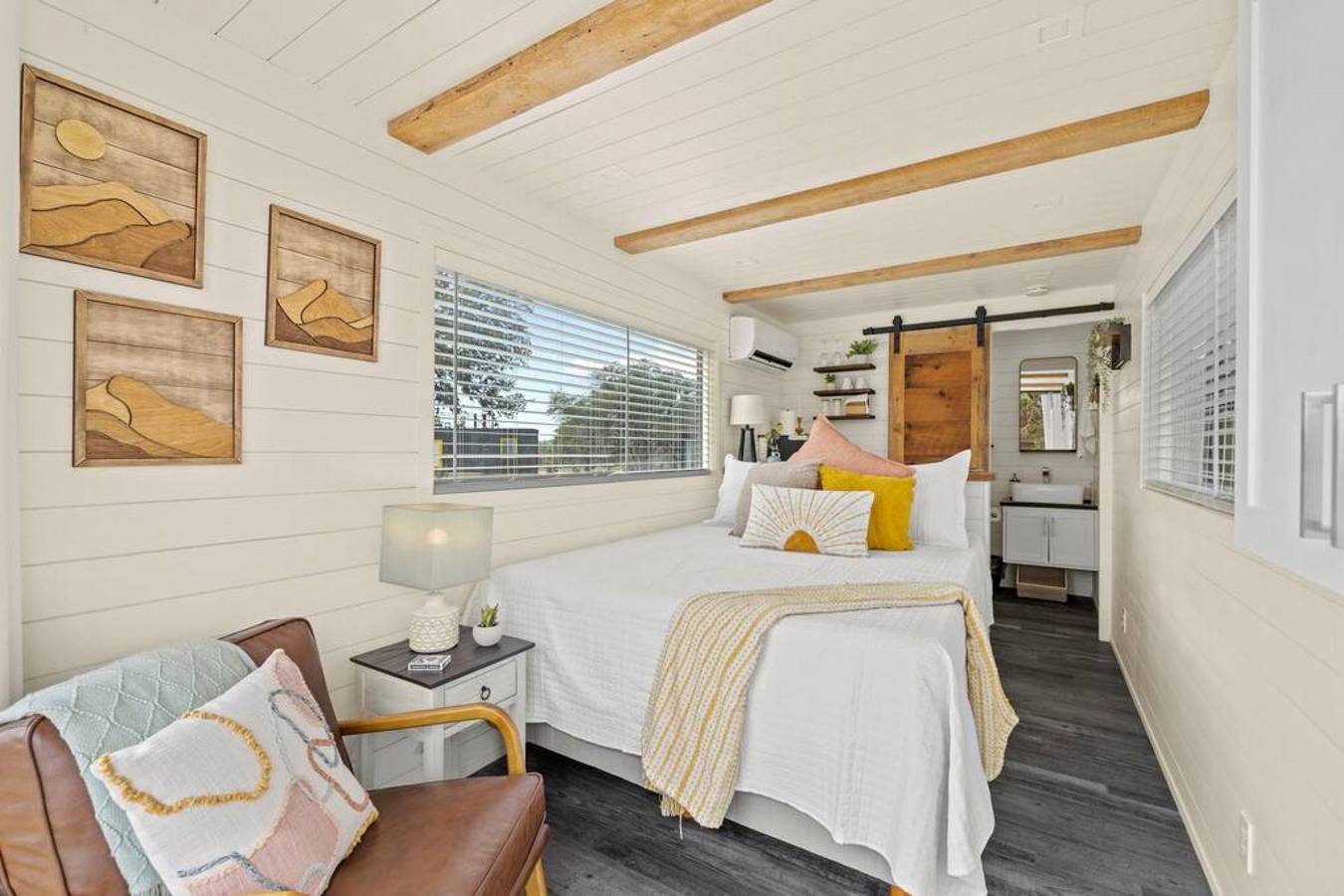 New The Sunrise Cozy Container Home in Gillespie County