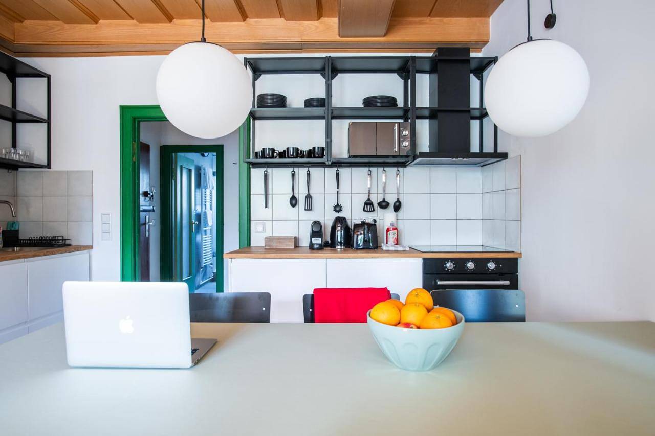 One-Bedroom Apartment in Berlin Wedding, Berlín