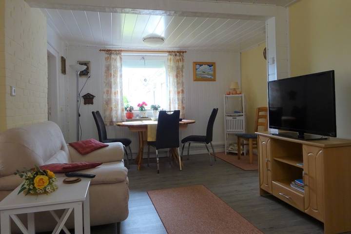 Ganze Ferienwohnung, Ferienwohnung Ovens - Ferienwohnung- 2-Räume - 01 in Husum, Nordfriesland