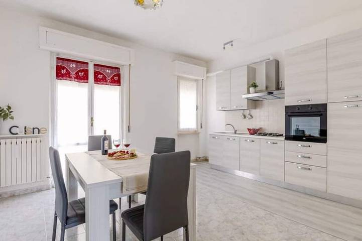 Holiday apartment for 5 people, with balcony - 1