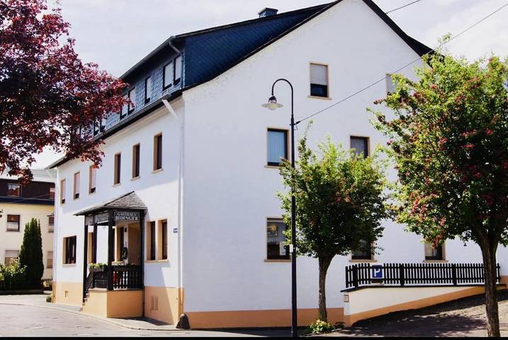 Hotel für 2 Personen, mit Terrasse und Garten in Schoden