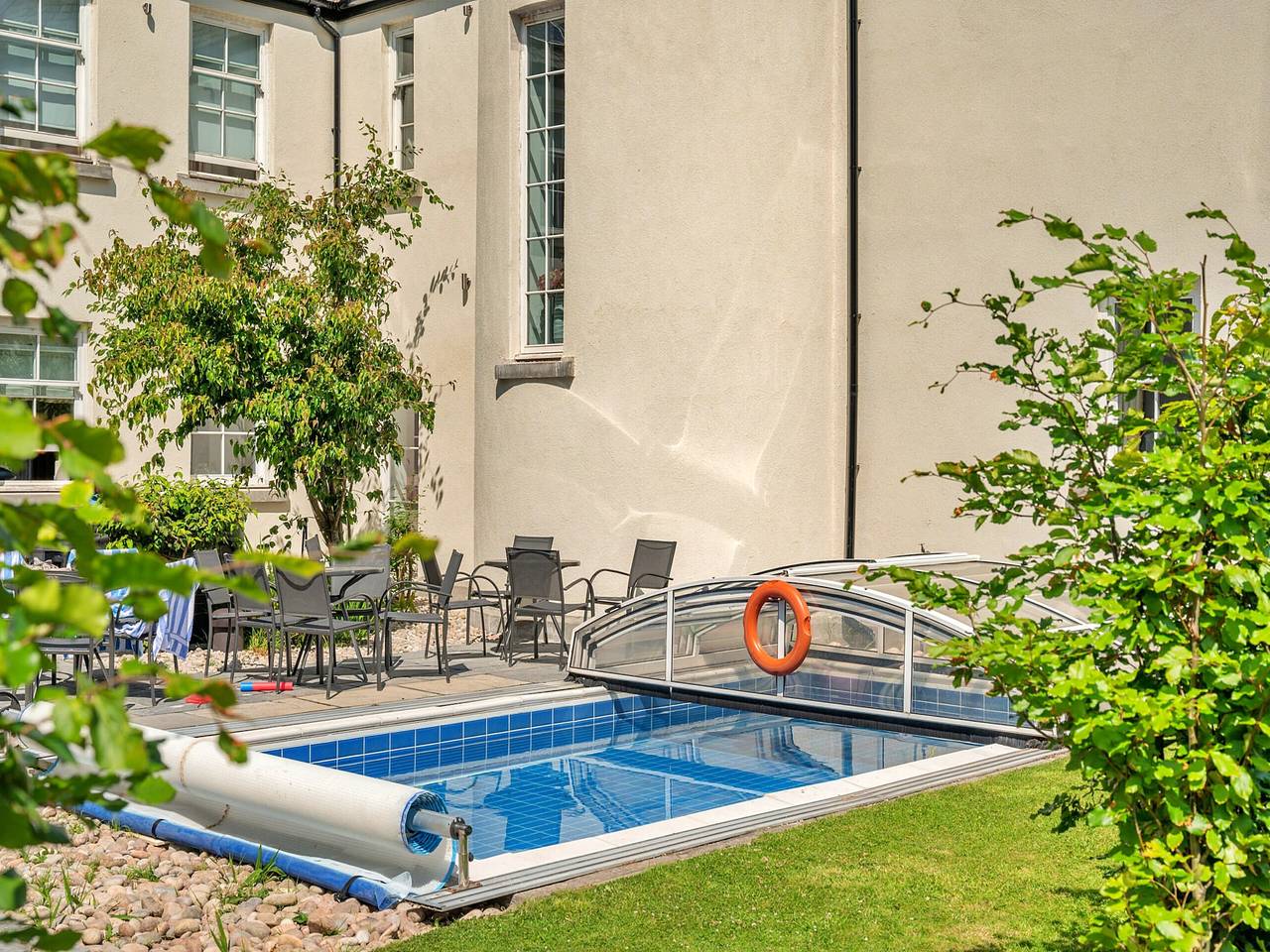 Self-catering retreat with pool, hot tub. in Perthshire