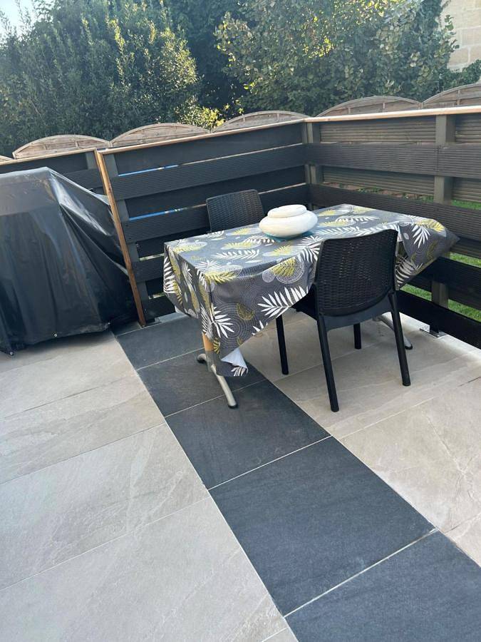 Gîte pour 3 personnes, avec terrasse à Saint-Loubès - 2