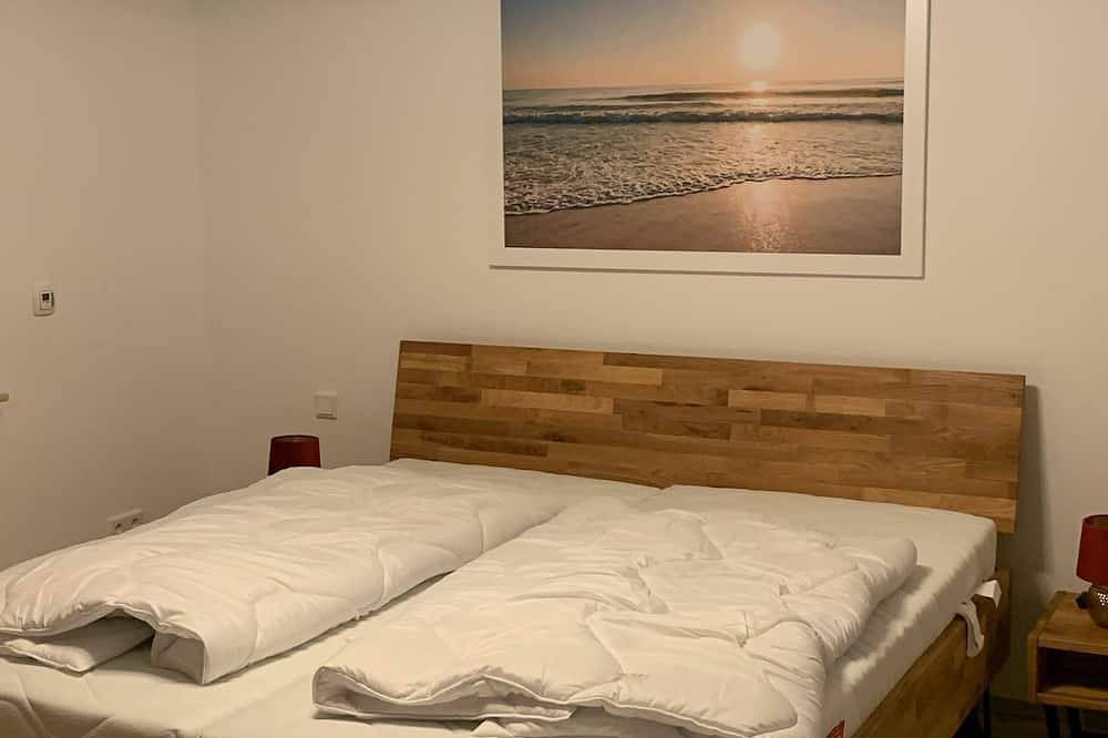 Ganze Wohnung, Außergewöhnliche romantische Ferienwohnung Sonnenschein Weinheim am Waidsee in Weinheim, Kurpfalz