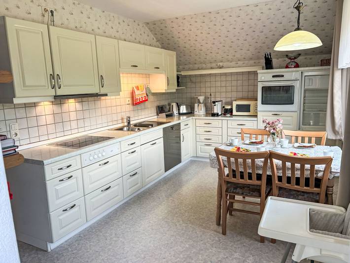 Ferienwohnung für 4 Personen, mit Ausblick und Garten in Lügde - 3