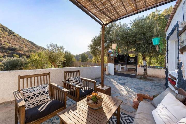 Location de vacances pour 8 personnes, avec Terrasse ainsi que Jardin et Vue à Alcolea