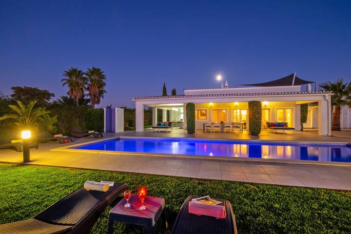 Ferienhaus mit meerblick für 10 Personen, mit Balkon und Terrasse sowie Garten an der Algarve - 2