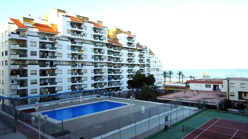 Apartamento entero, Peñiscola playa 1ª Linea con Aire 417 in Peñíscola, Costa del Azahar