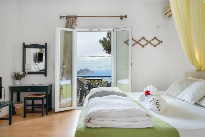 Gîte pour 2 personnes, avec balcon dans Amorgos - 4
