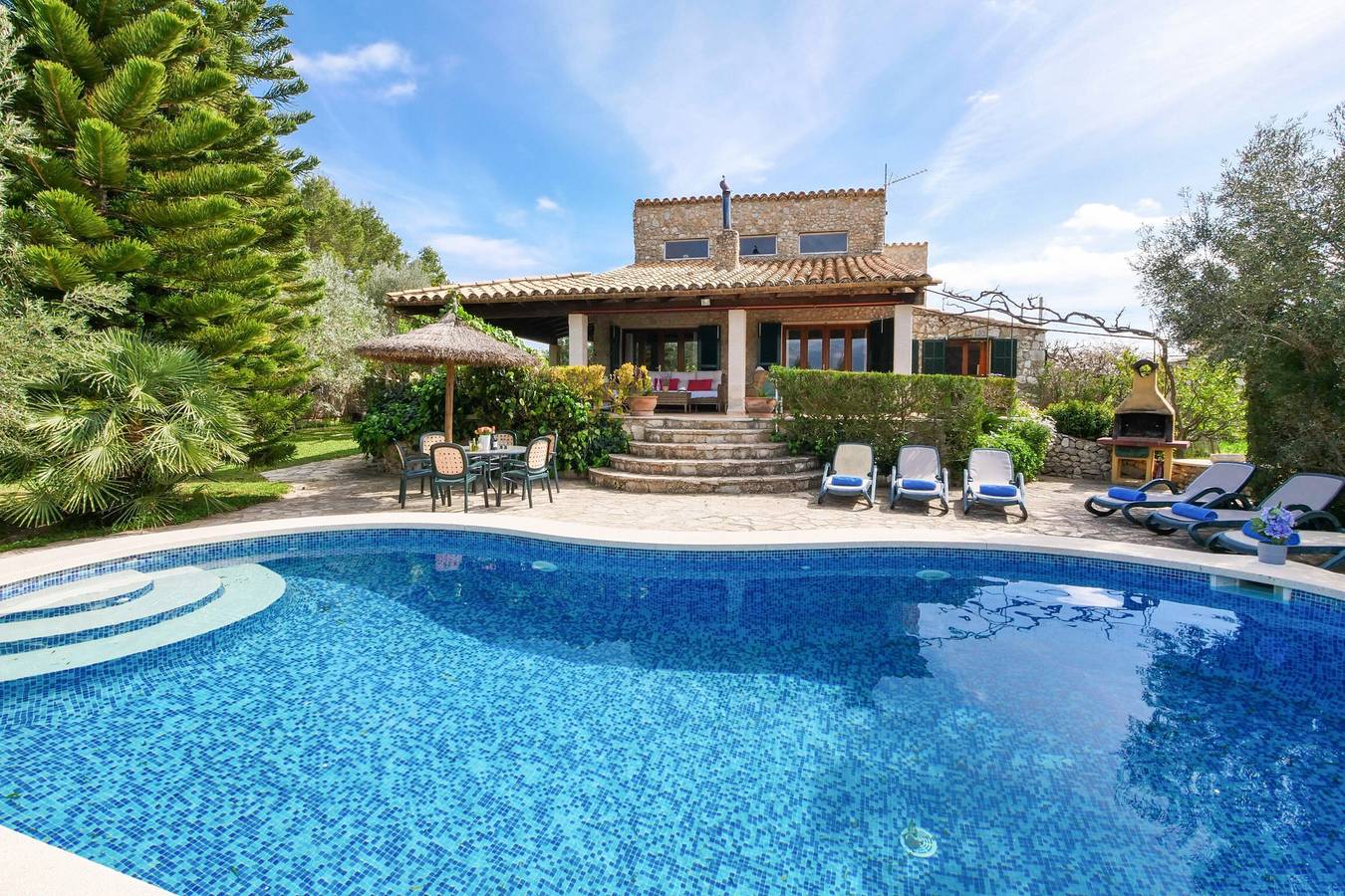 Finca Can Reure con vistas a la montaña, piscina Wi-Fi, jardín y terraza in Inca, Interior de Mallorca