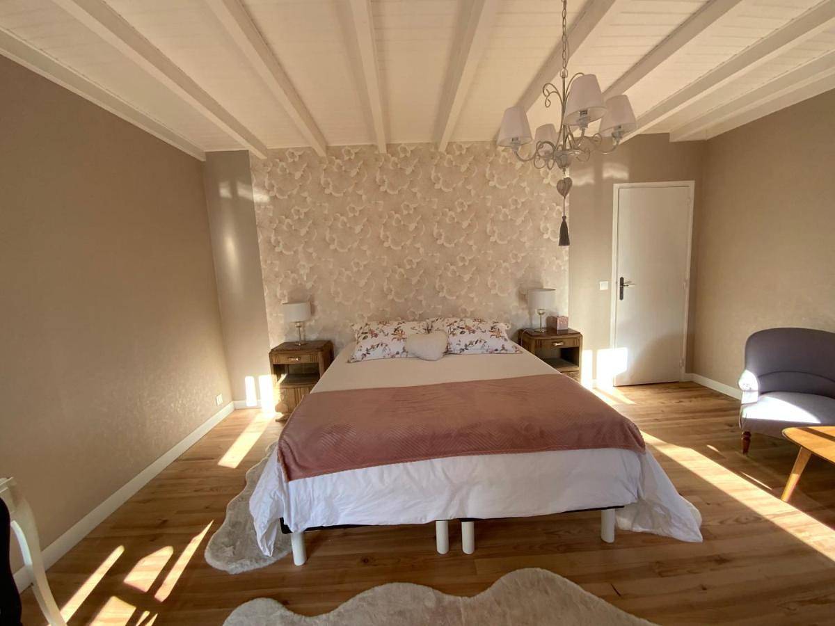 Double Room in Montmartin-sur-Mer, Région de Coutances