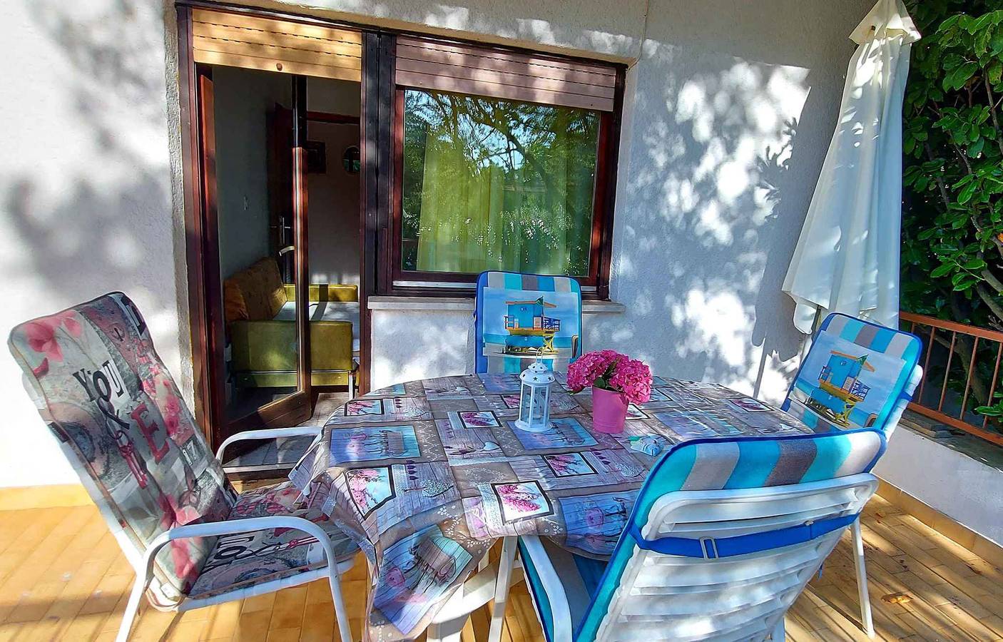 Ganze Ferienwohnung, Ferienwohnung mit Terrasse  in Soline, Krk