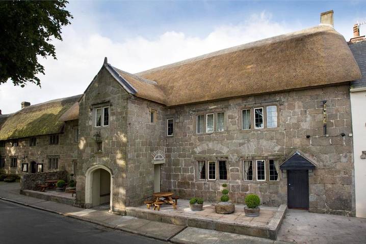 Gîte pour 2 personnes, avec jardin et terrasse dans Chagford